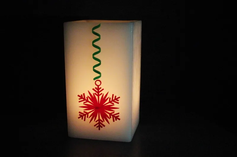 Snowflake Christmas Candles - Image 3